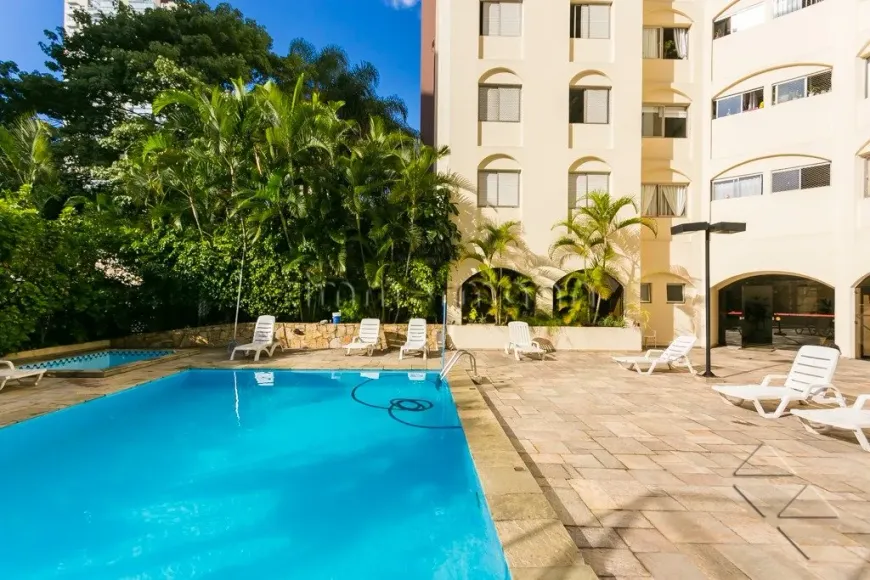 Foto do imóvel - Apartamento à venda com 1 quarto, 1 banheiro, 1 vaga na garagem e condomínio com piscina e.