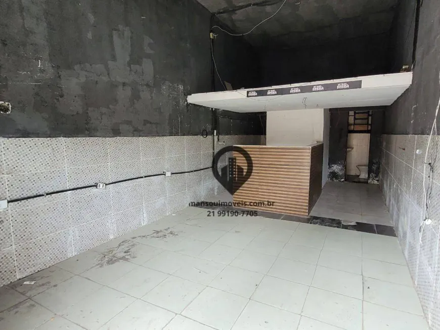 Foto do imóvel - Ponto comercial à venda com 30 m², 1 banheiro e 1 vaga próximo à Estação Inhoaíba em