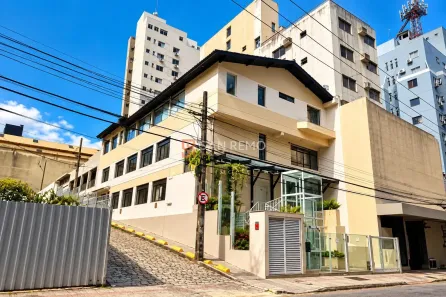 Casa com 4 Quartos para alugar, 149m² no Centro, Florianópolis