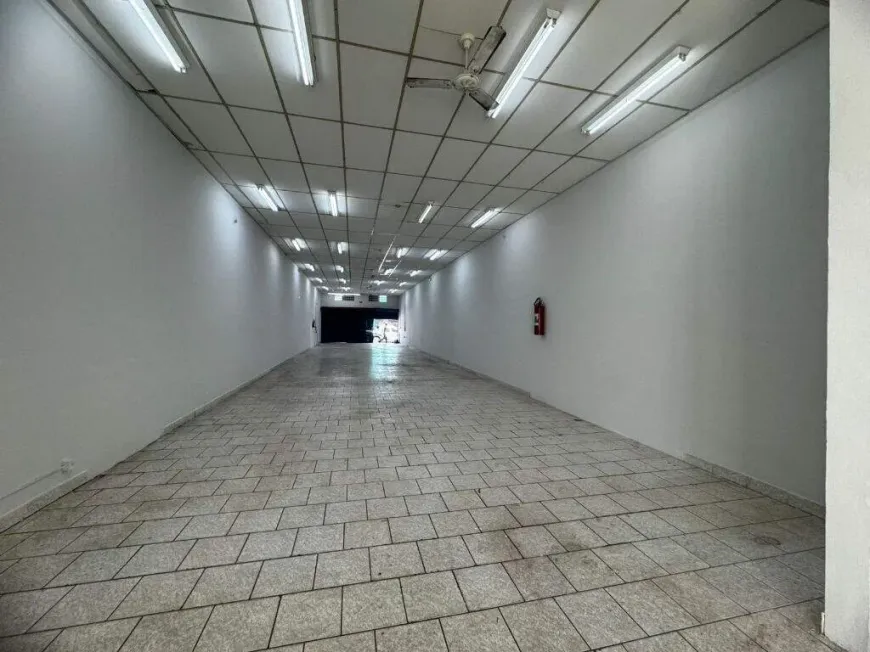 Foto do imóvel - Ponto comercial/Loja/Box para alugar com 270 m², 2 banheiros