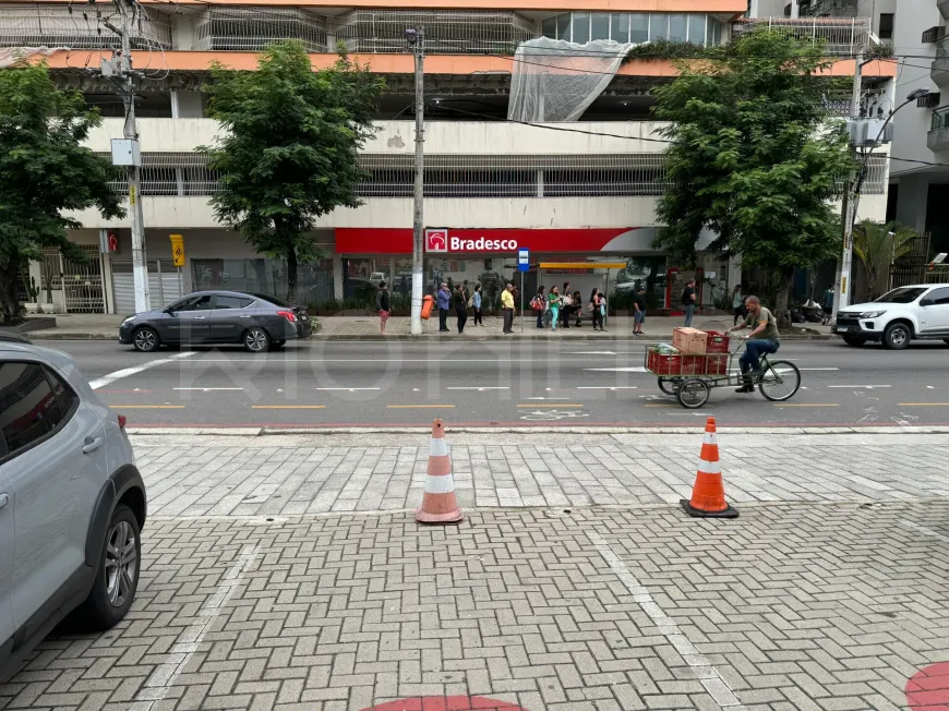 Foto do imóvel - Ponto comercial/Loja/Box para alugar com 402 m², 6 banheiros e 15 vagas na garagem em