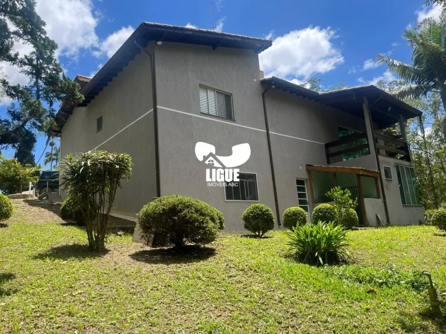 Foto do imóvel - Sobrado à venda com 4 quartos, 2 suítes, de 350 m², 4 a 6 banheiros e 5 a 12 vagas em