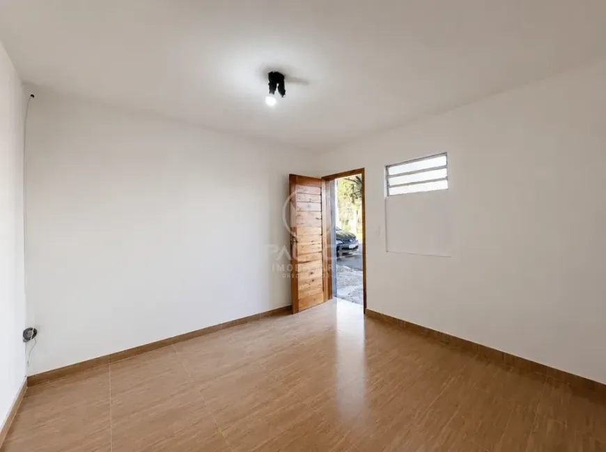 Foto do imóvel - Casa para alugar com 2 quartos, 1 banheiro, 71 m² e quintal em
