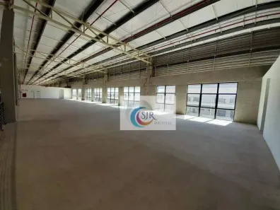 Galpão / Depósito / Armazém para venda ou aluguel, 1302m² no Aeroporto, Jundiaí