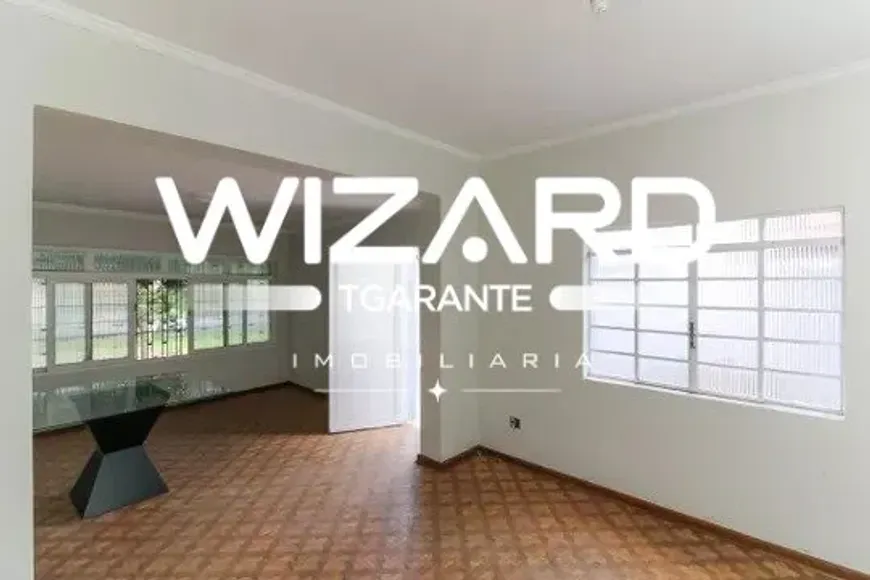 Foto do imóvel - Casa para alugar com 270 m², 4 quartos, 3 banheiros, 2 vagas