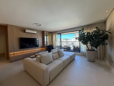 Apartamento com 3 Quartos à venda, 131m² no Centro, Florianópolis