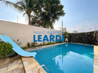 Sobrado com 4 Quartos à venda, 254m² no Caiçara, Praia Grande