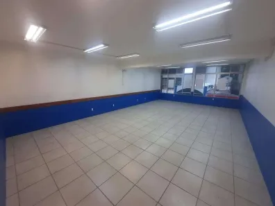 com 1 Quarto para alugar, 825m² no Centro, Florianópolis