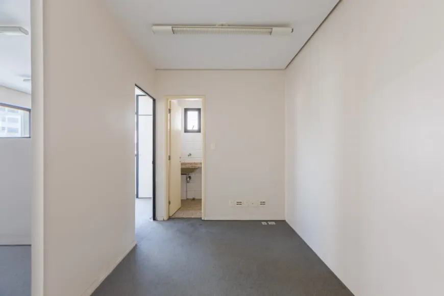 Foto do imóvel - Ponto comercial/Loja/Box para alugar com 2 quartos, 2 banheiros, 1 vaga na garagem e 45 m².