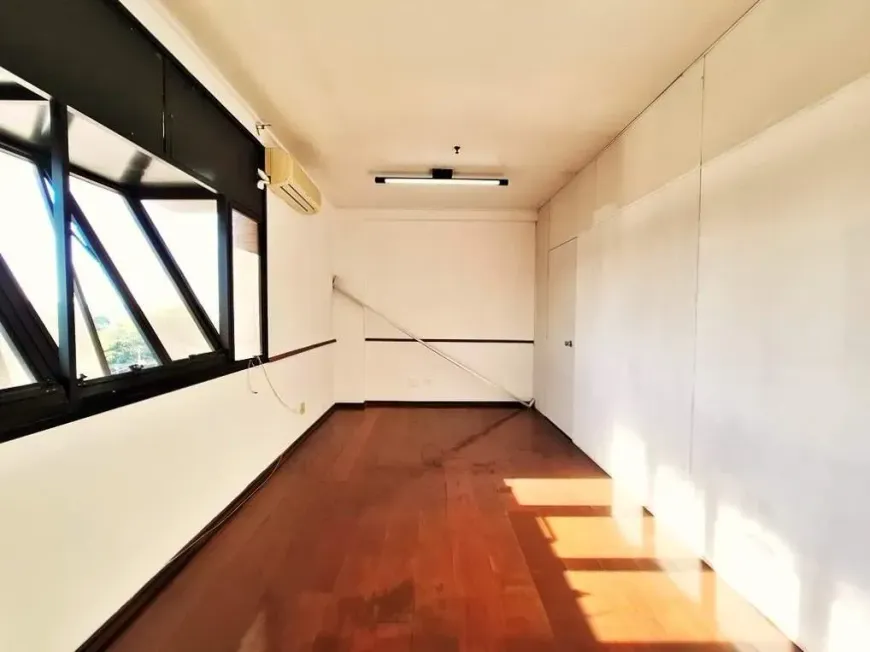 Foto do imóvel - Sala/Conjunto/Escritório para alugar com 74 m², 2 banheiros e 1 vaga na garagem em