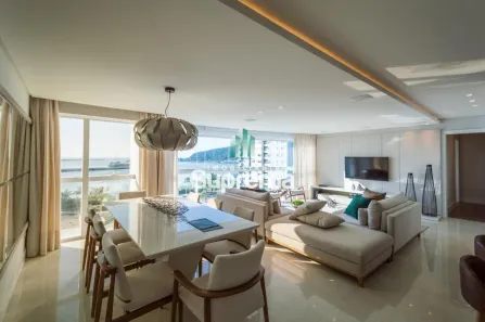 Apartamento com 3 Quartos à venda, 161m² no Fazenda, Itajaí
