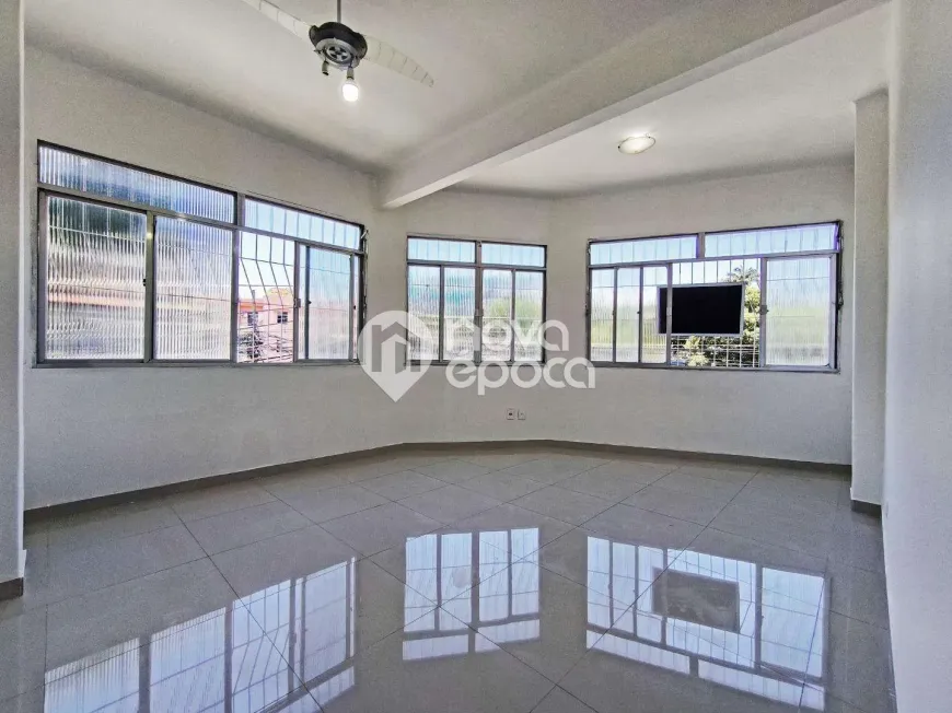 Foto do imóvel - Apartamento à venda com 3 quartos, 1 suíte, 104 m² e 3 banheiros próximo à Estação São.