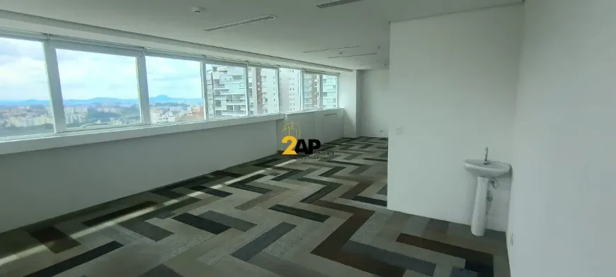 Foto do imóvel - Sala/Conjunto/Escritório para alugar com 75 m², 1 banheiro e 2 vagas na garagem em