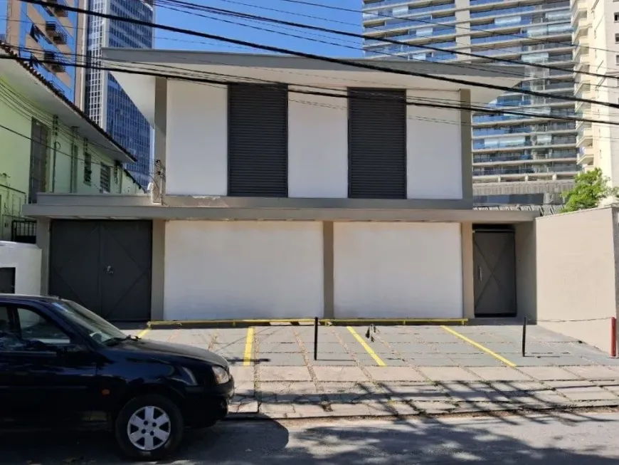 Foto do imóvel - Imóvel comercial para alugar com 350 m², 8 banheiros, 5 vagas na garagem, aceita animais e.