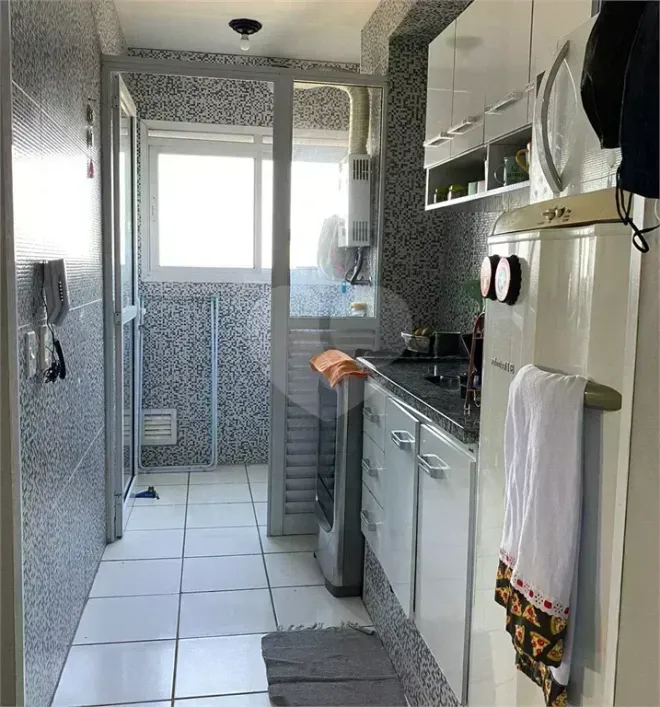 Foto do imóvel - Apartamento à venda com 2 quartos, 1 suíte, 45 m² e academia no condomínio próximo à Estação.