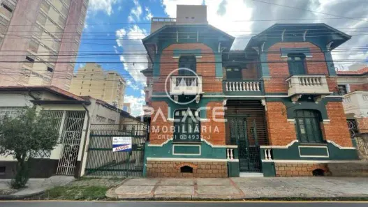 Casa com 3 Quartos para alugar, 220m² no Centro, Piracicaba