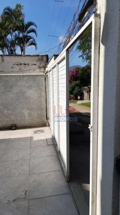 Foto do imóvel - Apartamento para alugar com 1 quarto, 1 banheiro, 32 m² e 1 vaga na garagem em