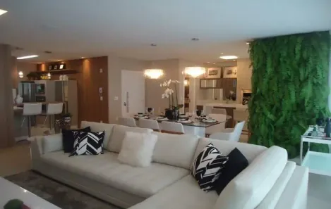 Apartamento com 4 Quartos à venda, 140m² no Centro, Balneário Camboriú
