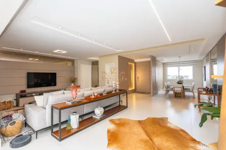 Apartamento com 3 Quartos à venda, 193m² no Água Verde, Curitiba