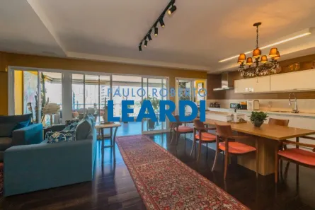Apartamento com 2 Quartos à venda, 138m² no Brooklin Paulista, São Paulo