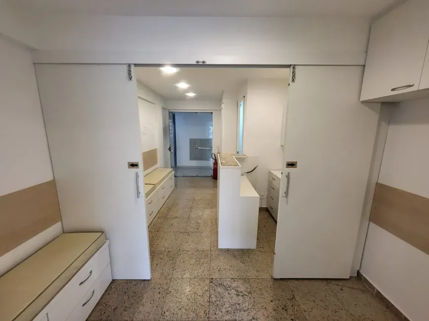 Foto do imóvel - Sala/Conjunto/Escritório CLINIC à venda com 1 banheiro, 35 m², perto da Estação Duque De Caxias.