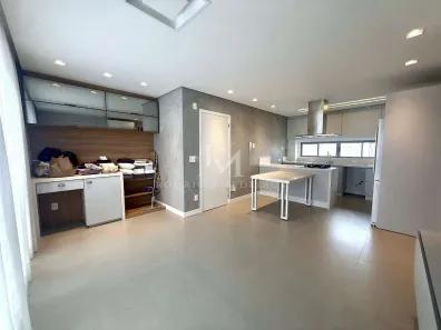 Apartamento com 2 Quartos à venda, 71m² no Centro, Florianópolis