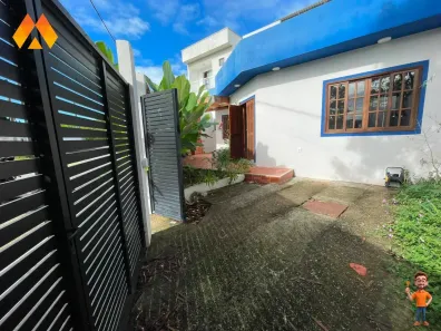 Casa com 2 Quartos à venda, 55m² no Lagoa, Macaé
