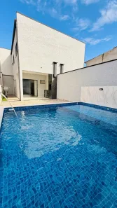 Sobrado com 3 Quartos à venda, 117m² no Centro, Itanhaém