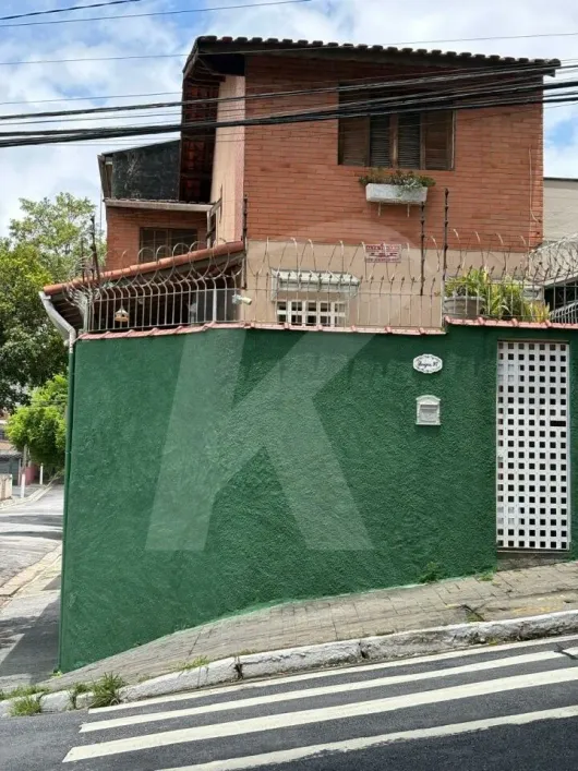 Foto do imóvel - Sobrado à venda com 2 quartos, 2 suítes, 95 m², 4 banheiros e 2 vagas na garagem em