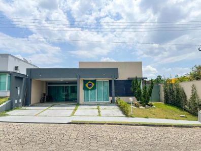 Casa de Condomínio com 3 Quartos à venda, 300m² no Ponta Negra, Manaus