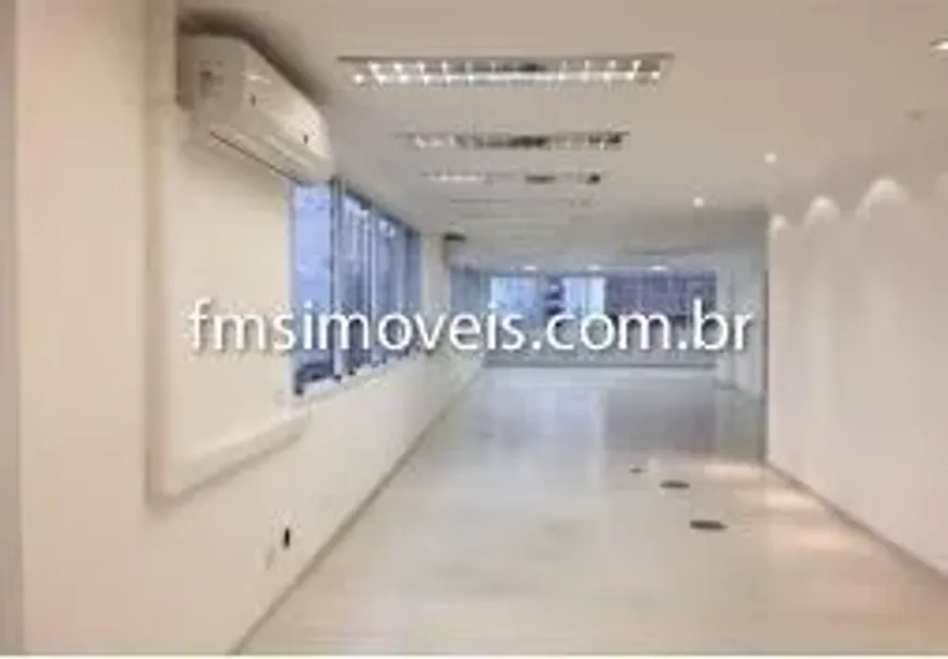 Foto do imóvel - Sala/Conjunto/Escritório para alugar com 205 m², 4 banheiros e 3 vagas na garagem próximo à.