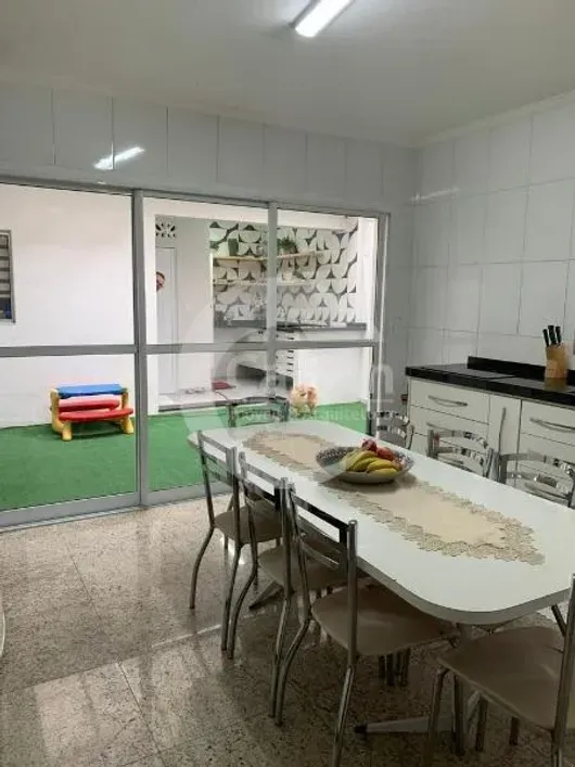 Foto do imóvel - Sobrado à venda com 3 quartos, 1 suíte, 152 m², 4 banheiros e 2 vagas em