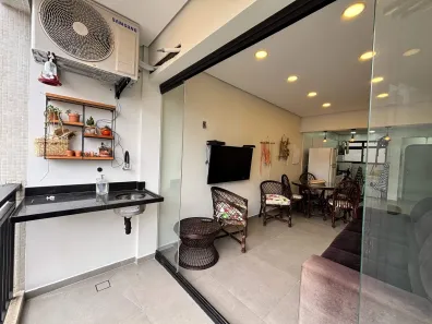 Apartamento com 2 Quartos à venda, 70m² no Jardim Las Palmas, Guarujá