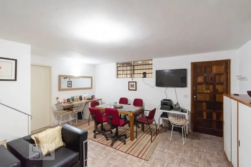 Foto do imóvel - Casa à venda com 3 quartos, 1 suíte, 150 m², 3 banheiros e 2 vagas em