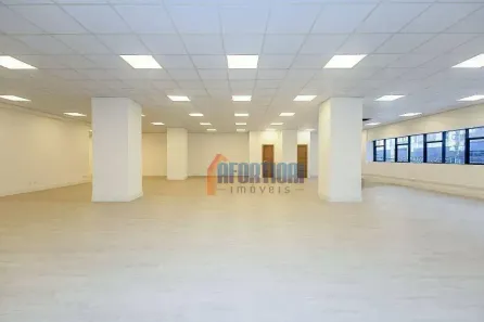 Conjunto Comercial / Sala para venda ou aluguel, 347m² no Jardim Botânico, Curitiba