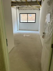 Loja / Salão / Ponto Comercial à venda, 21m² no Aterrado, Volta Redonda