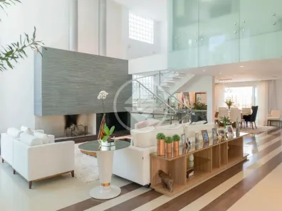 Casa de Condomínio com 4 Quartos à venda, 464m² no Campo Comprido, Curitiba