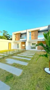 Sobrado com 3 Quartos à venda, 112m² no Centro, Eusébio