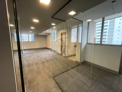 Conjunto Comercial / Sala à venda, 48m² no Enseada do Suá, Vitória