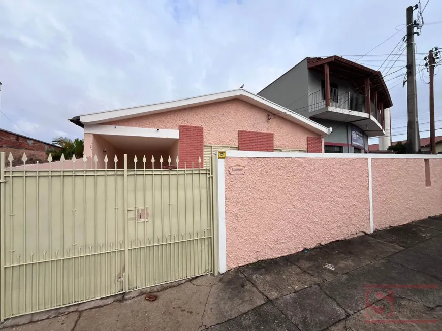 Foto do imóvel - Casa para alugar com 100 m², 3 quartos, 1 banheiro, 1 vaga