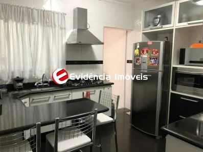 Sobrado com 2 Quartos à venda, 148m² no Vila Assunção, Santo André