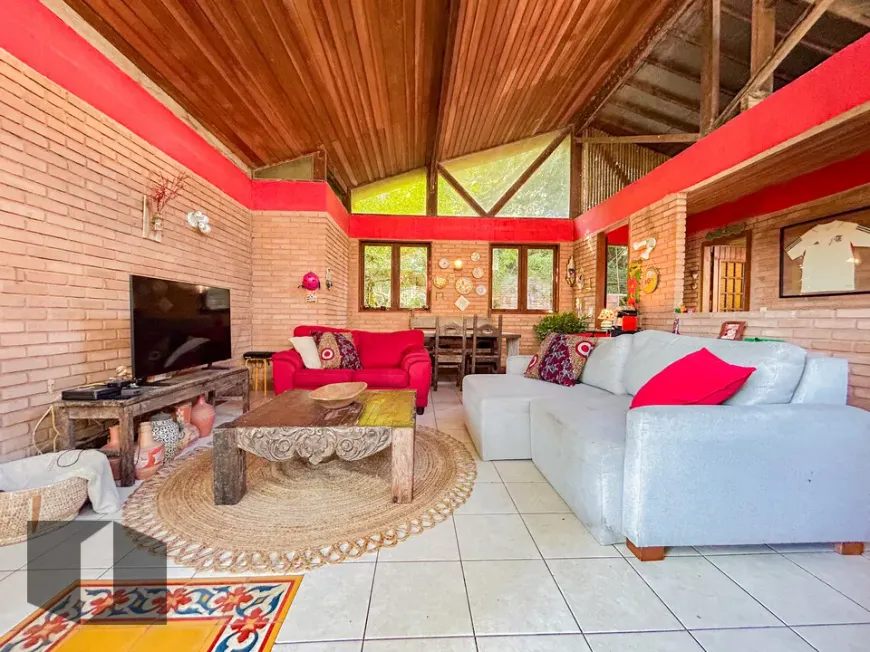 Foto do imóvel - Casa para alugar com 169 m², 4 quartos, 3 banheiros, 1 vaga