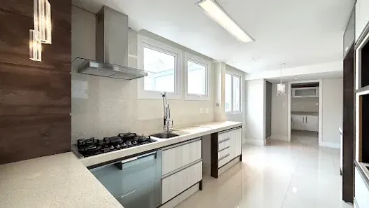 Apartamento com 3 Quartos à venda, 140m² no Centro, Florianópolis