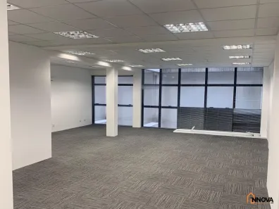 Conjunto Comercial / Sala com 1 Quarto à venda, 80m² no Rebouças, Curitiba