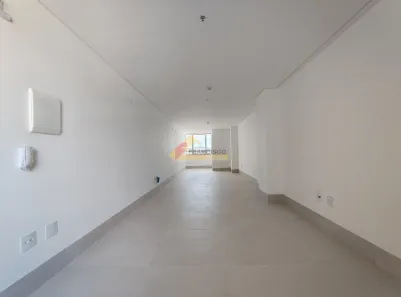 Conjunto Comercial / Sala para alugar, 52m² no Centro, Divinópolis