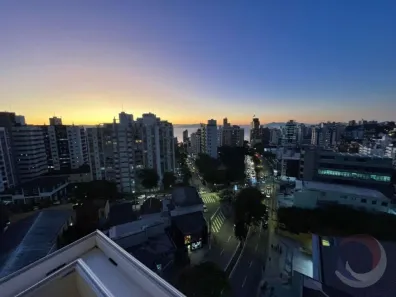 Apartamento com 2 Quartos à venda, 79m² no Centro, Florianópolis