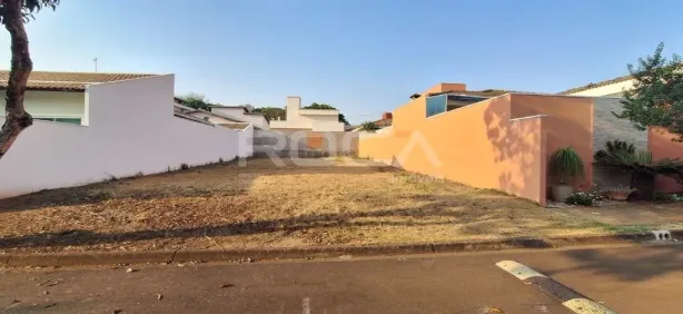 Terreno / Lote / Condomínio à venda, 333m² no Loteamento Habitacional São Carlos 1, São Carlos