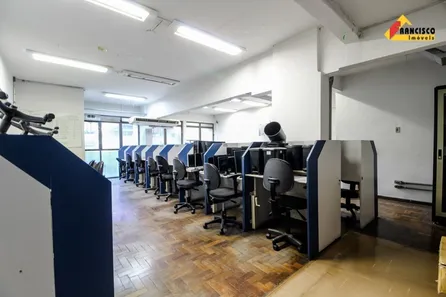 Conjunto Comercial / Sala para alugar, 318m² no Centro, Divinópolis