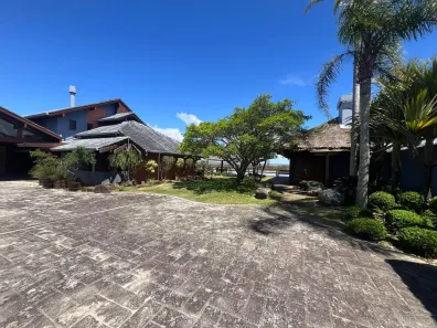 Casa com 6 Quartos à venda, 400m² no Vinte e um de Abril, Imbé