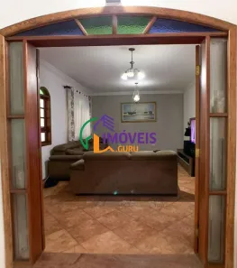 Casa com 3 Quartos à venda, 195m² no I.A.P.I., Osasco